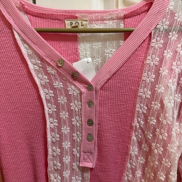 Pink Lace Button-Up Top - Picture 4 of 5
